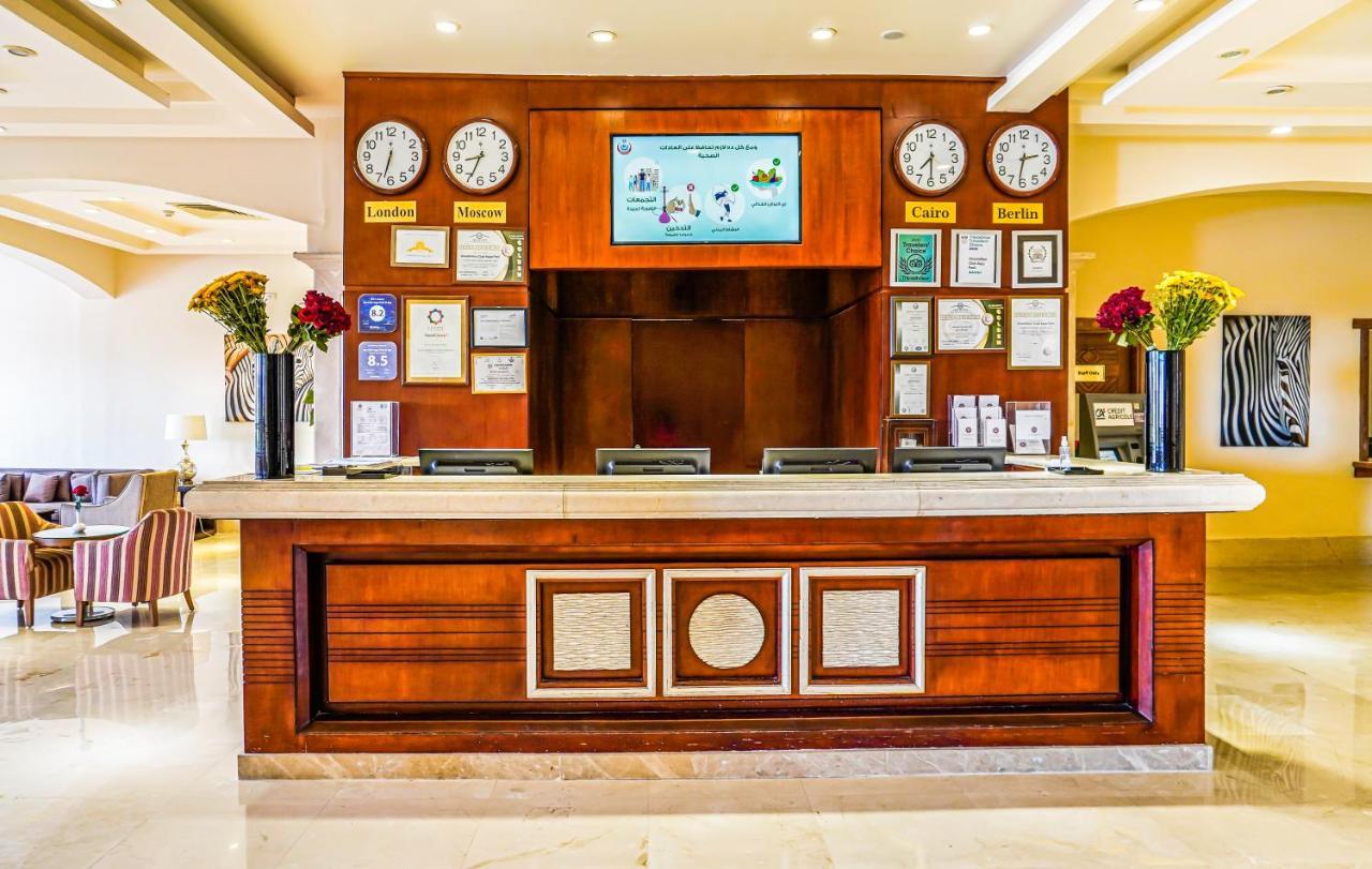 Charmillion Club Aquapark Hotell Sharm el-Sheikh Exteriör bild Reception desk at the hotel