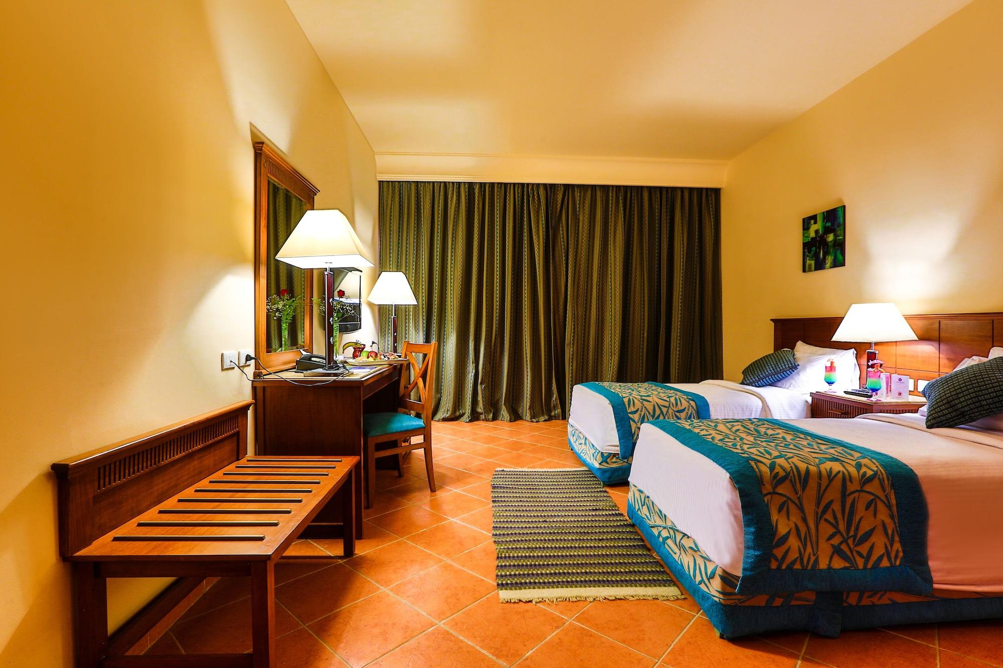 Charmillion Club Aquapark Hotell Sharm el-Sheikh Exteriör bild A room at the hotel