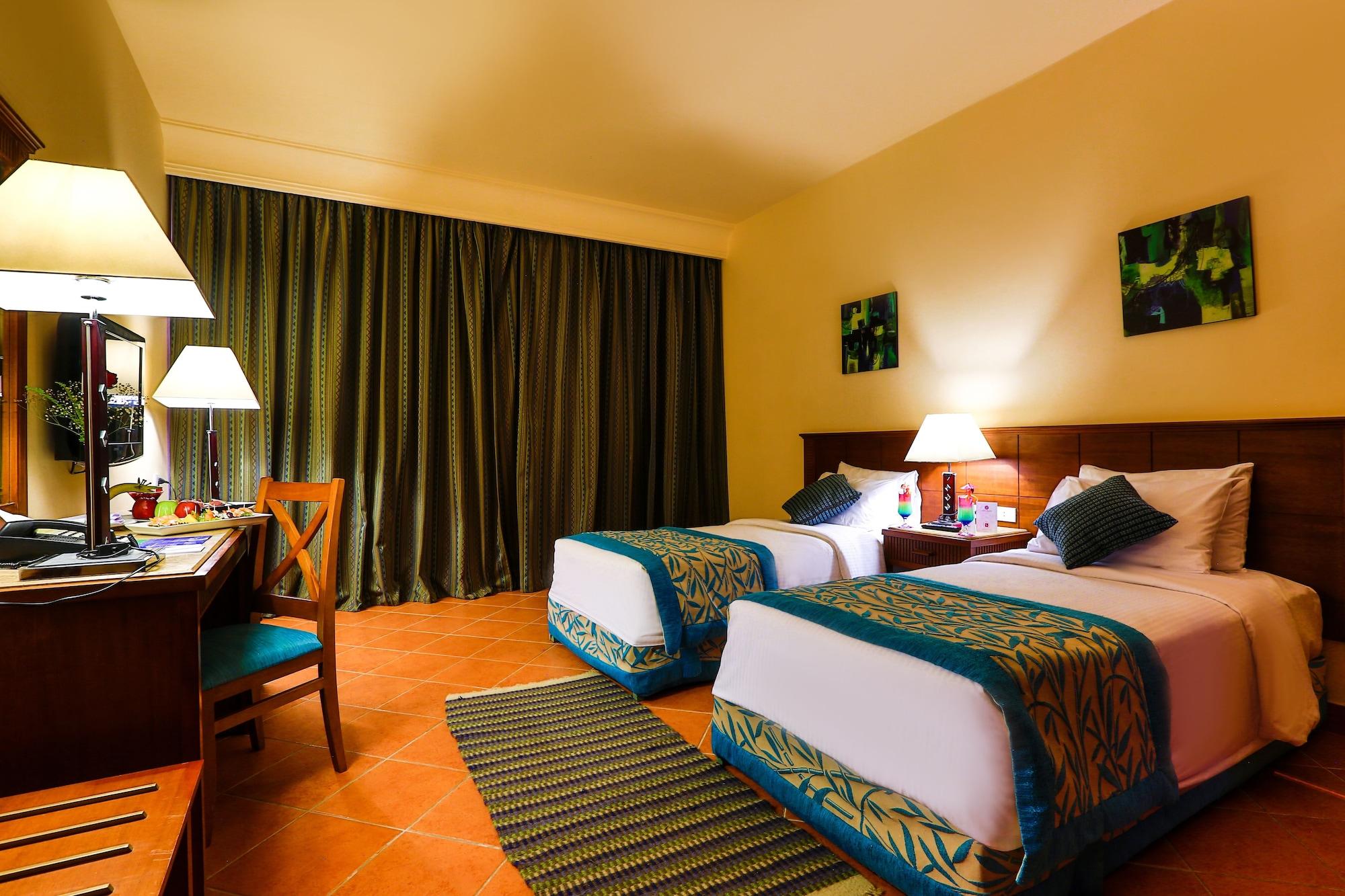 Charmillion Club Aquapark Hotell Sharm el-Sheikh Exteriör bild A room at the hotel