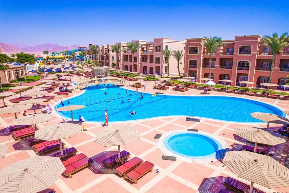 Charmillion Club Aquapark Hotell Sharm el-Sheikh Exteriör bild A resort in Sharm El Sheikh
