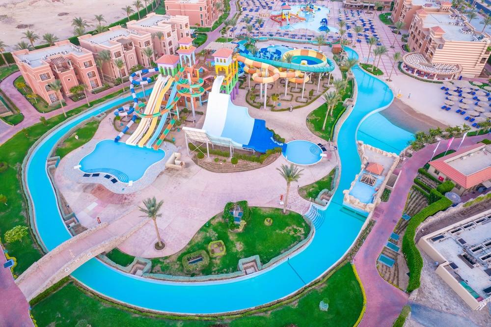 Charmillion Club Aquapark Hotell Sharm el-Sheikh Exteriör bild Aerial view of the park